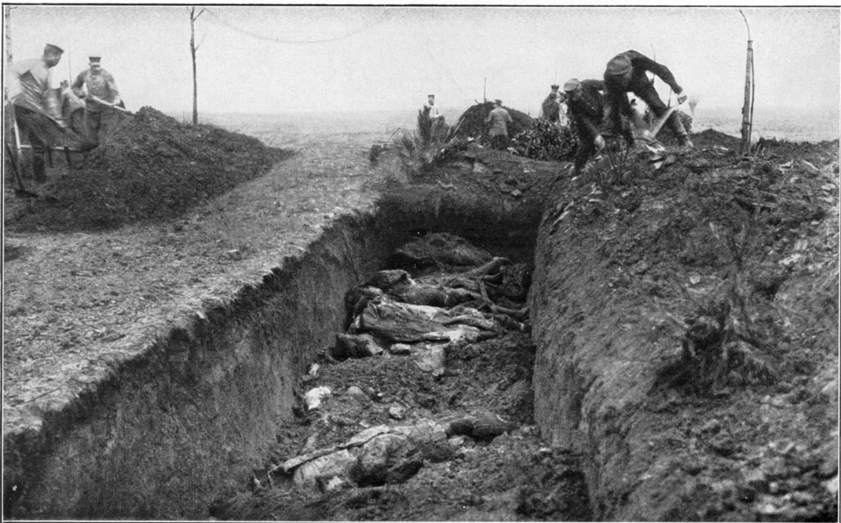  British and German dead buried together at Vimy Ridge in 1917