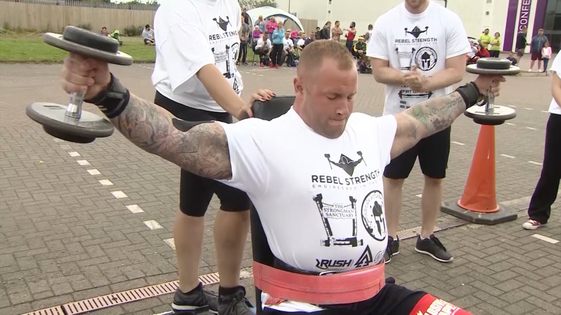 Britain's Strongest Disabled Man Shows Us What He Can Do