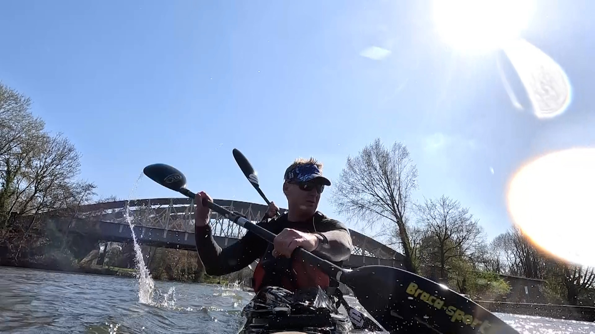 The support is restricted to two supporters for every paddler and two cars per boat