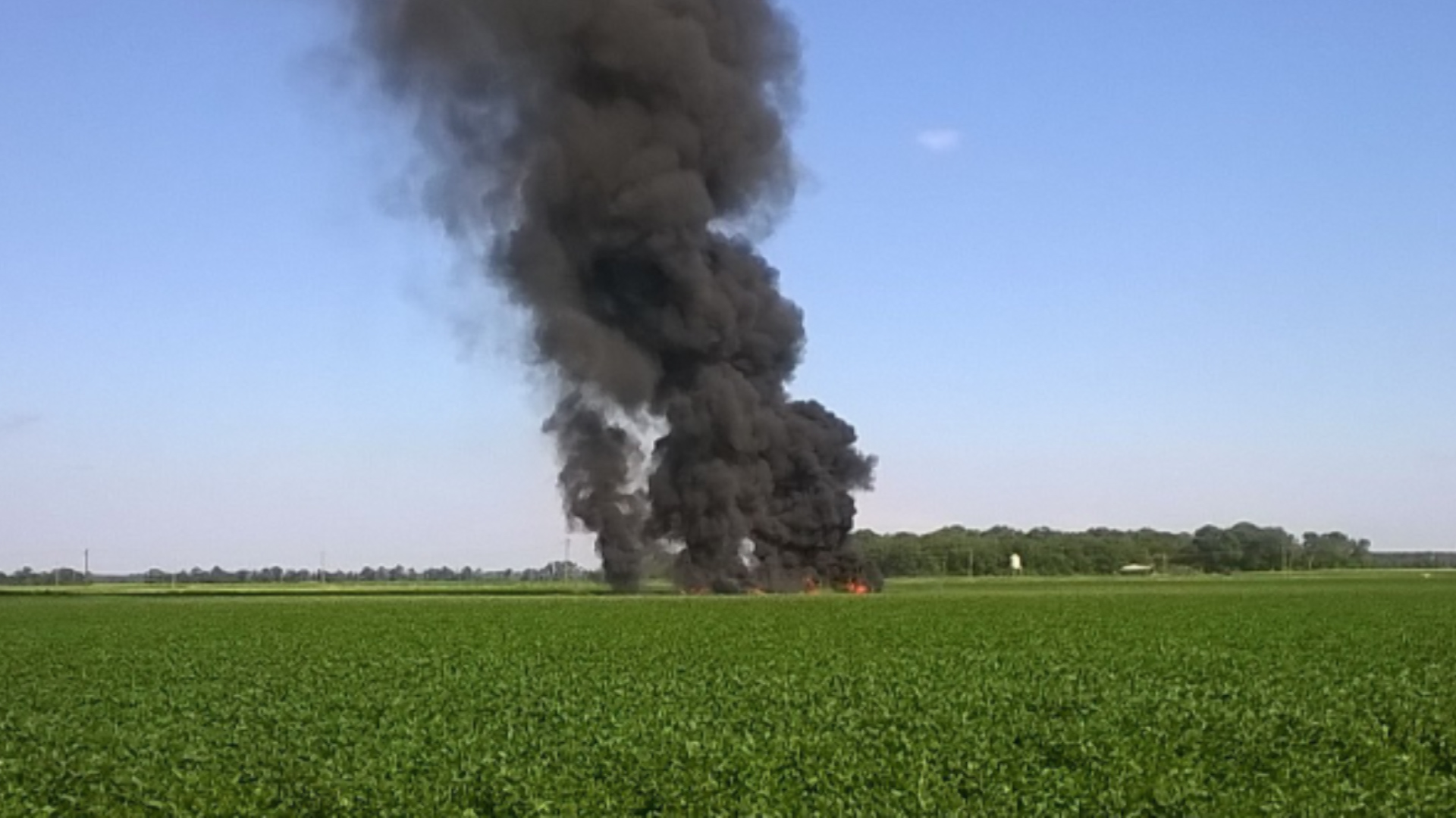Mississippi crash CREDIT: WLBT