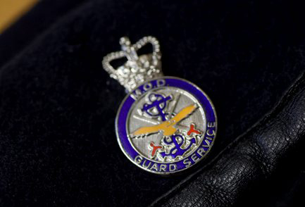 MoD Guard Service badge