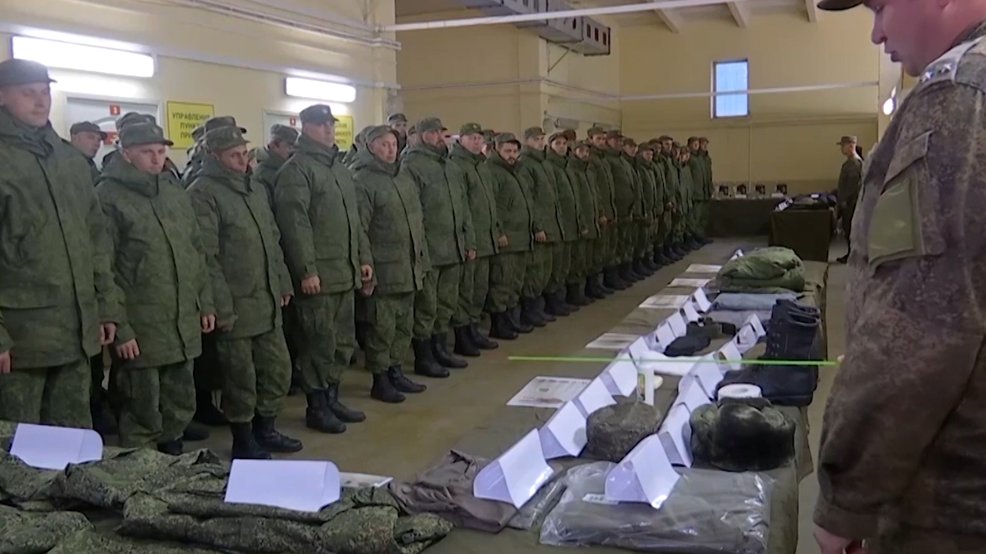 Mobilised Russian soldiers receiving what appear to be good kit 26102022 CREDIT Russian MOD