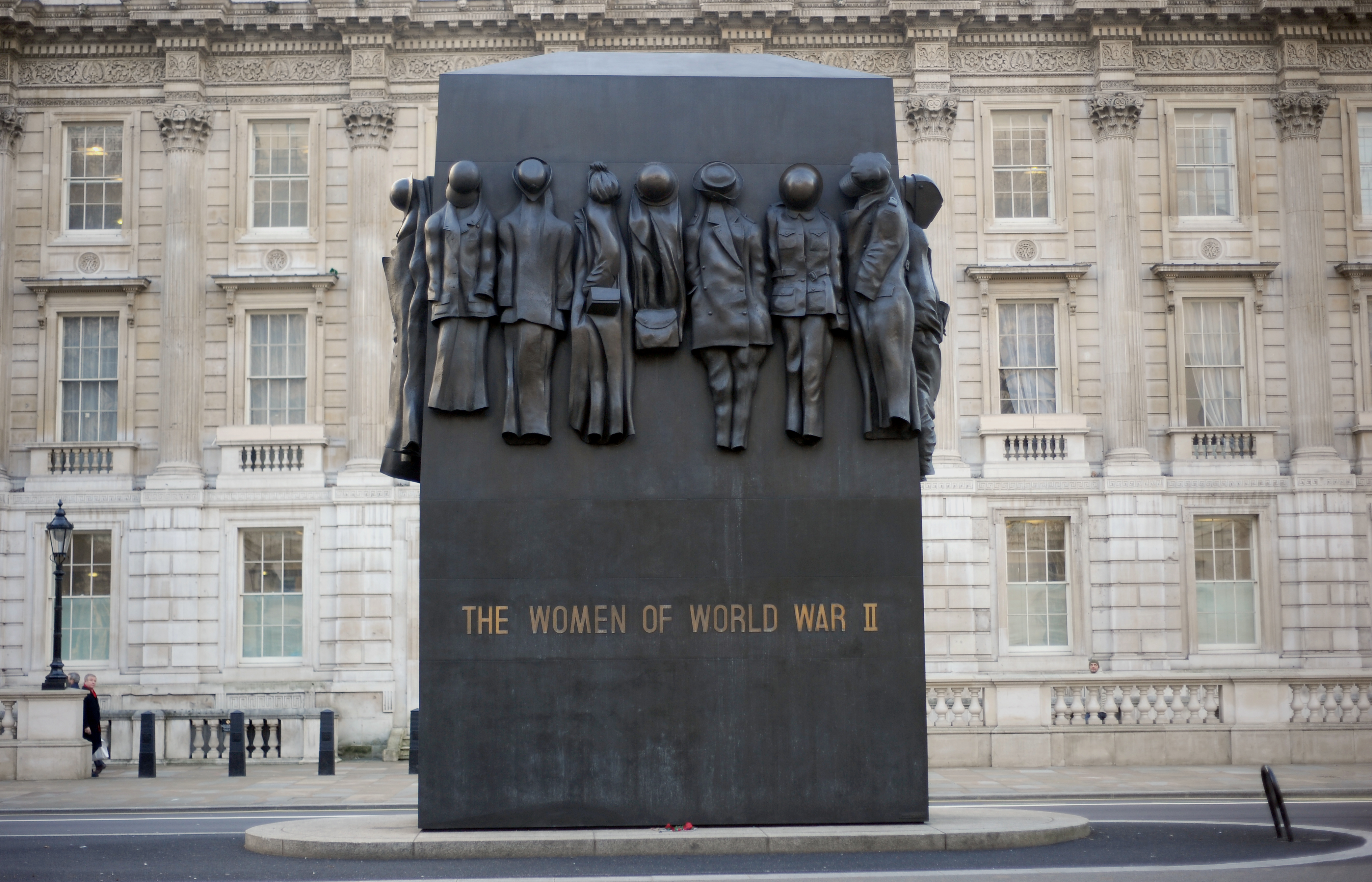 Monument to the Women of World War Two