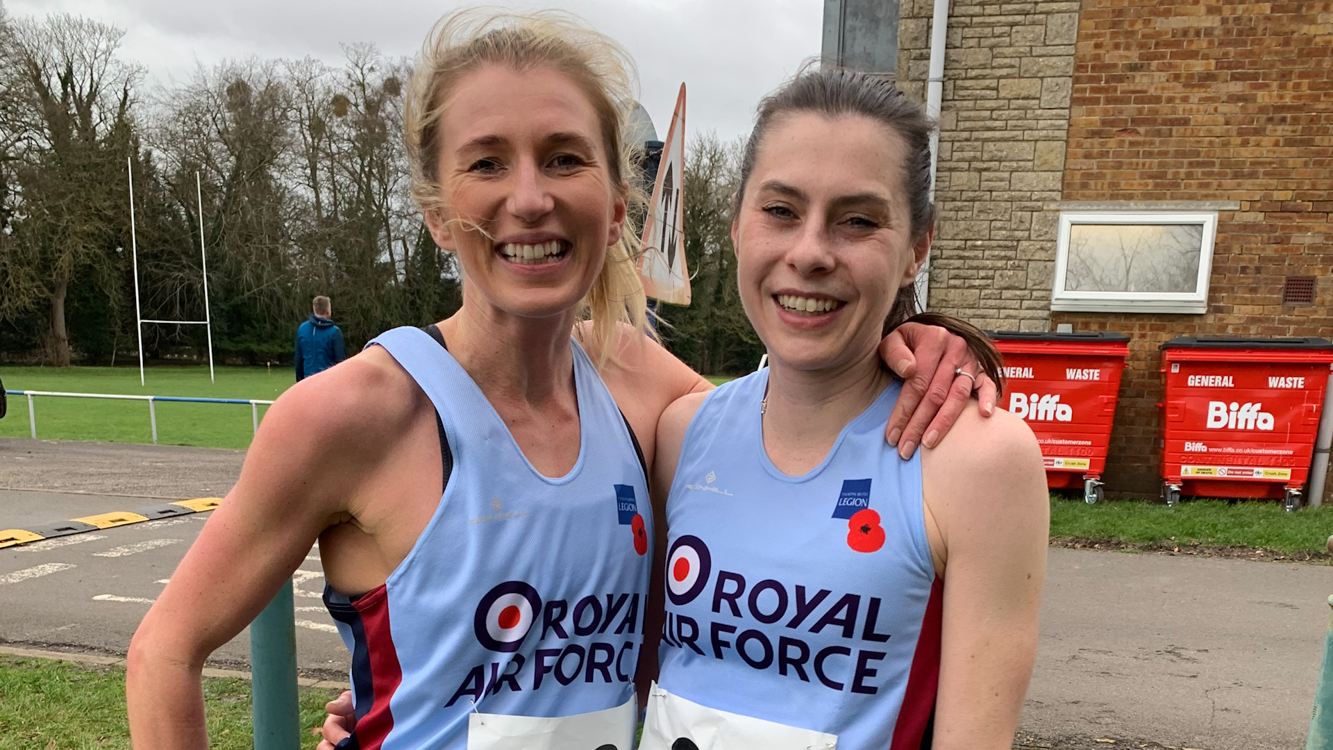 Women's race winner Cpl Helena Scofield (left) and fourth place finisher Cpl Chloe Tyler (right)