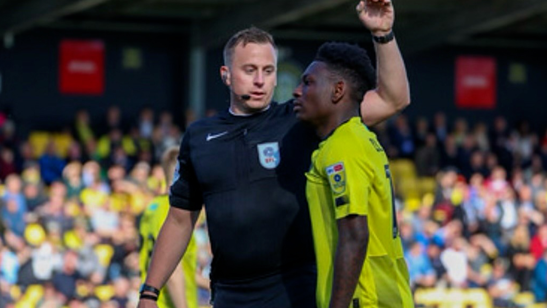 NAME Scott Jackson League Two Referee CREDIT Harrogate Town AFC DATE 07042023.jpg