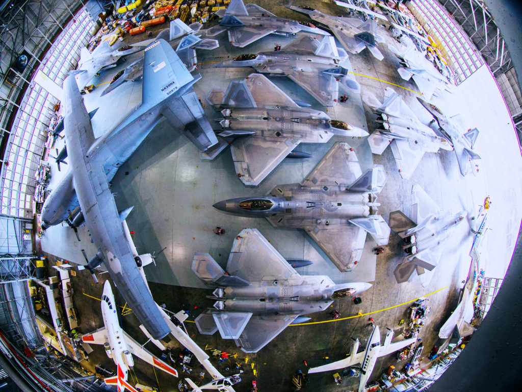 US F-22s shelter from hurricane