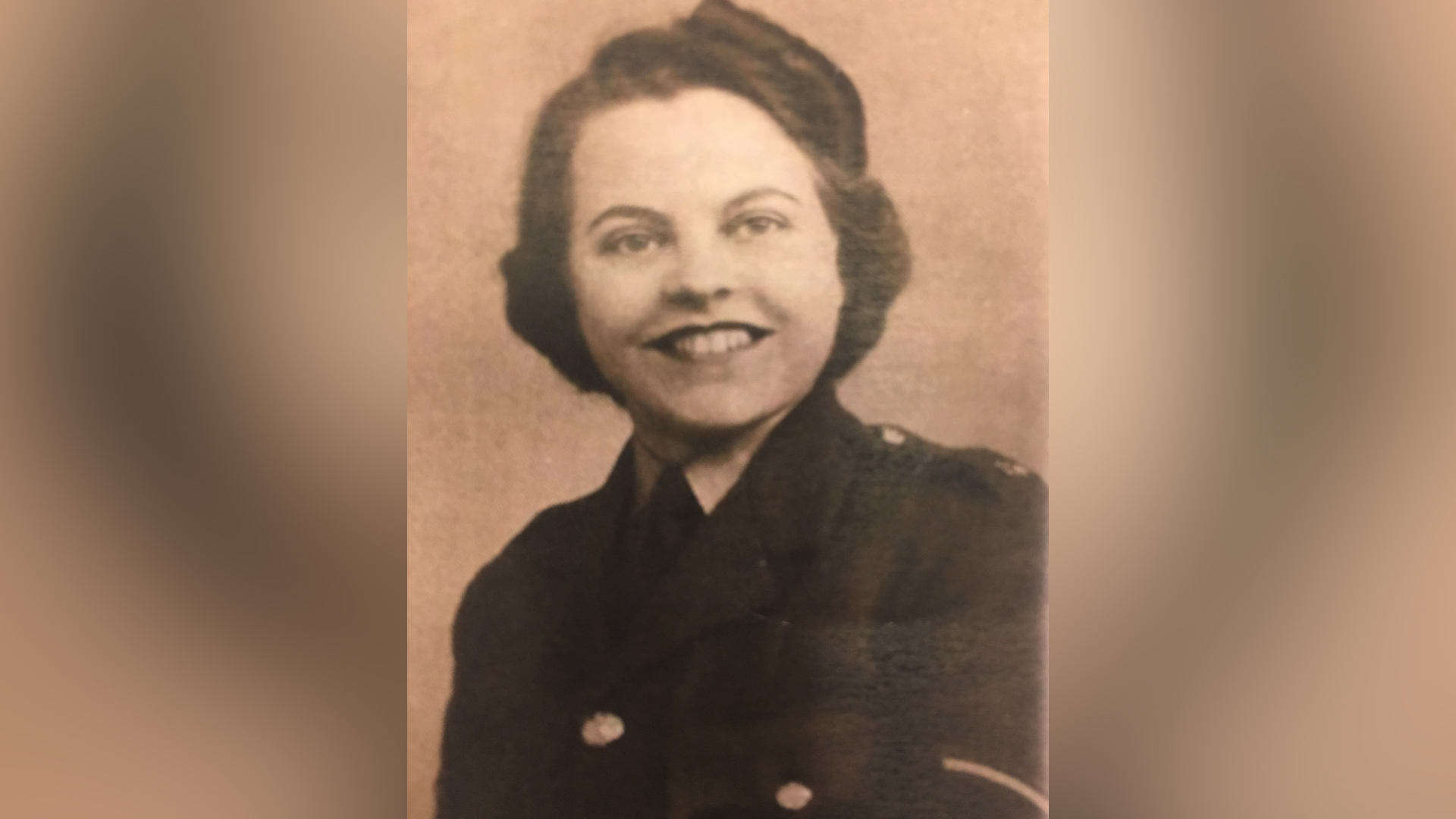 Nancy Bowstead during World War Two (Picture: Blind Veterans UK).