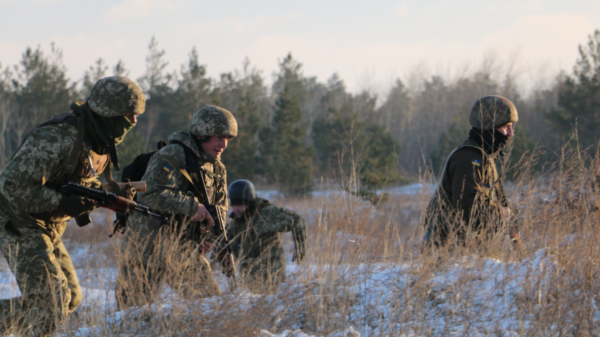 Ukrainian troops training for frontline fighting