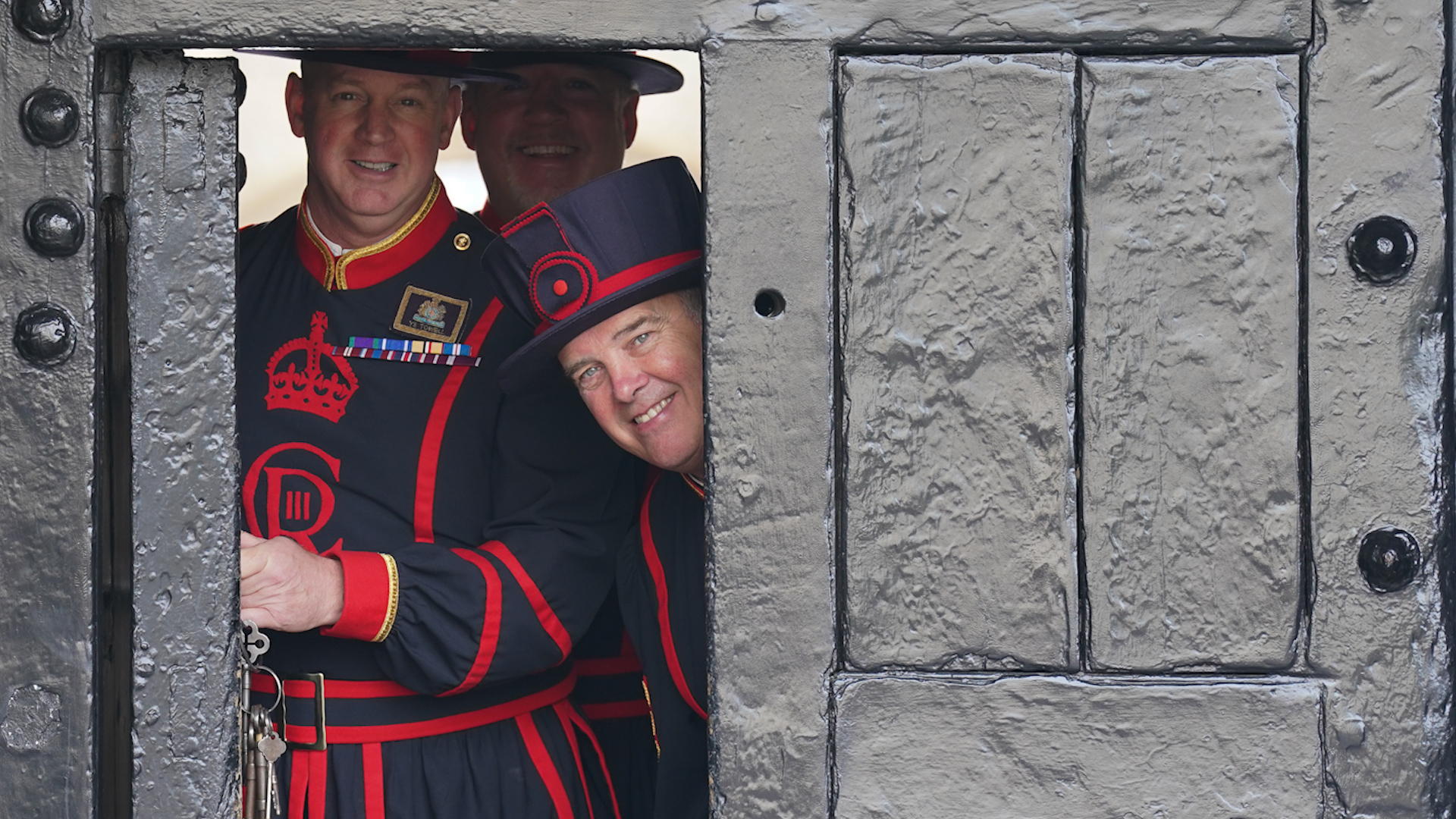 New Chief Yeoman Warder Rob Fuller (right) Yeoman gaoler Clive Towell (left) first day in post at the Tower of London 18072023 NO REUSE CREDIT PA WIRE, PA IMAGES.jpg