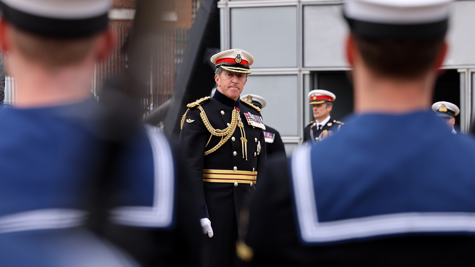 General Sir Gwyn Jenkins addressing the ceremonial guard on completion of the handover of becoming First Sea Lord (Picture: Royal Navy)