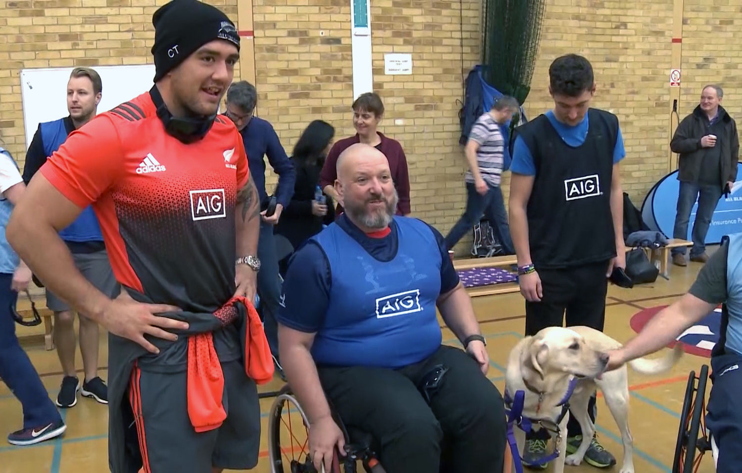 New Zealand rugby players try 'goalball'