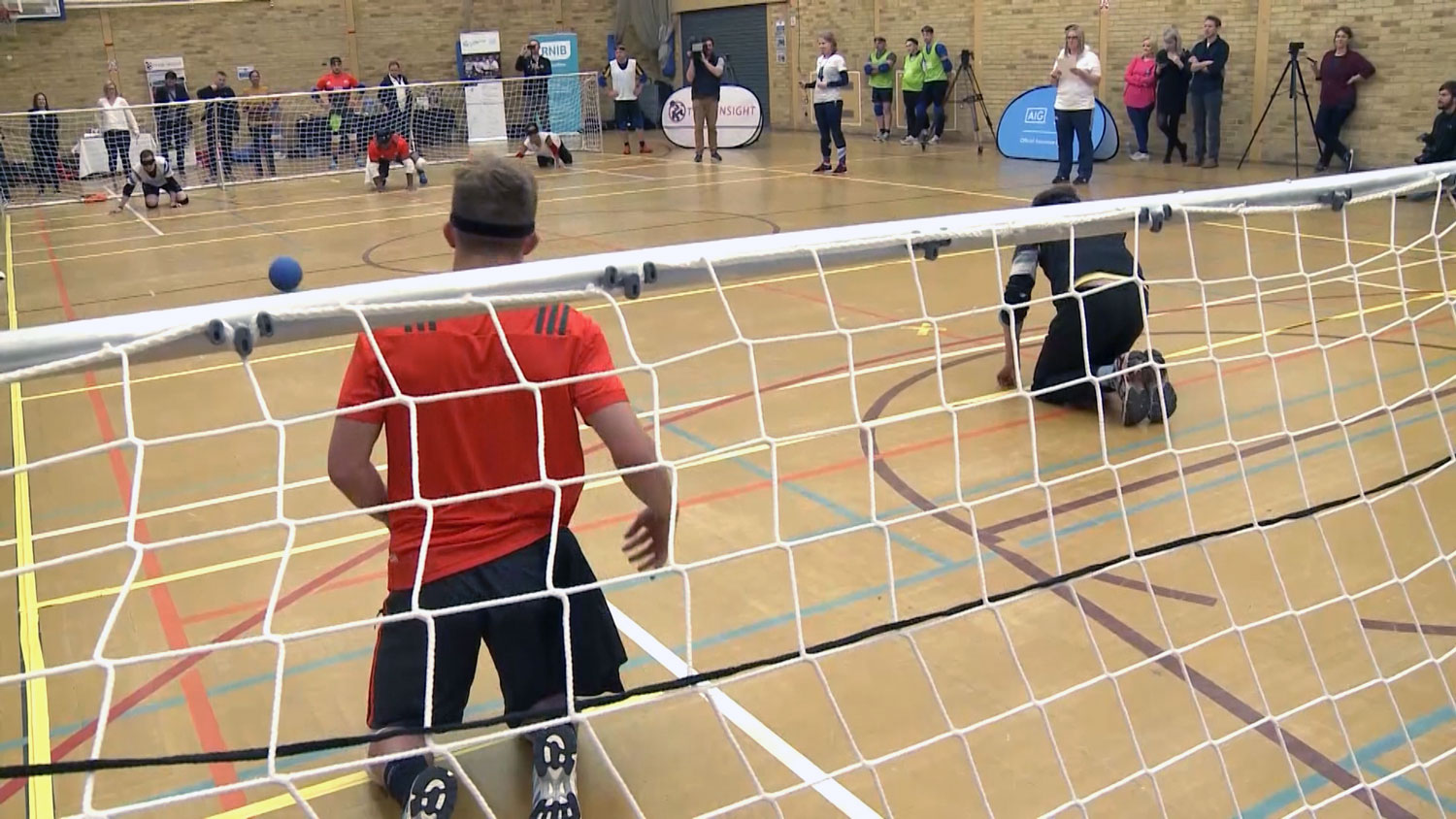 New Zealand rugby players try 'goalball'