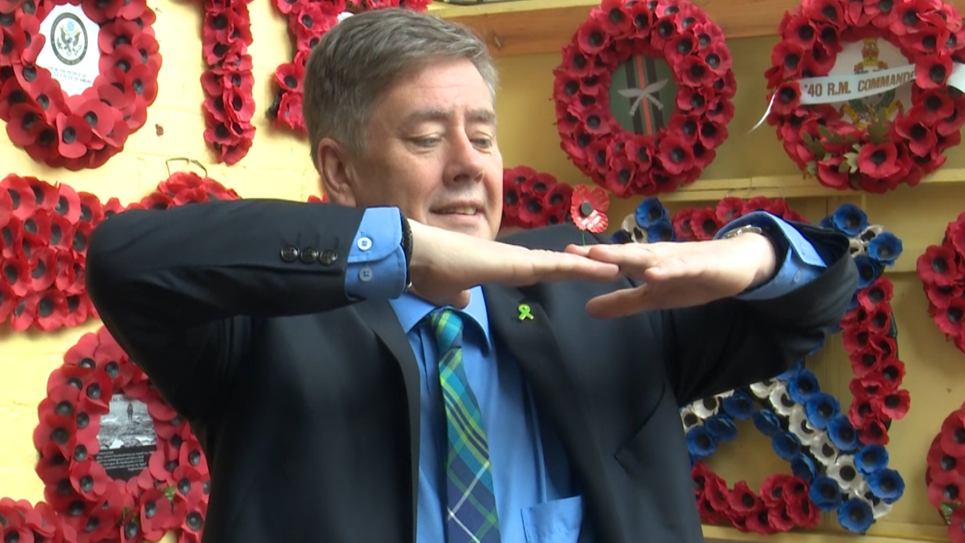 Scottish Veterans Minister Keith Brown with special WW1 Poppy