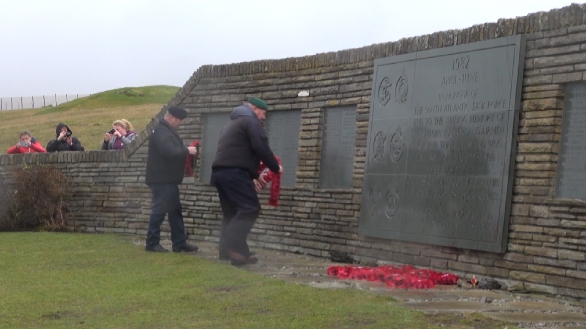 Wreaths laid at Falklands 35th anniversary of British landings