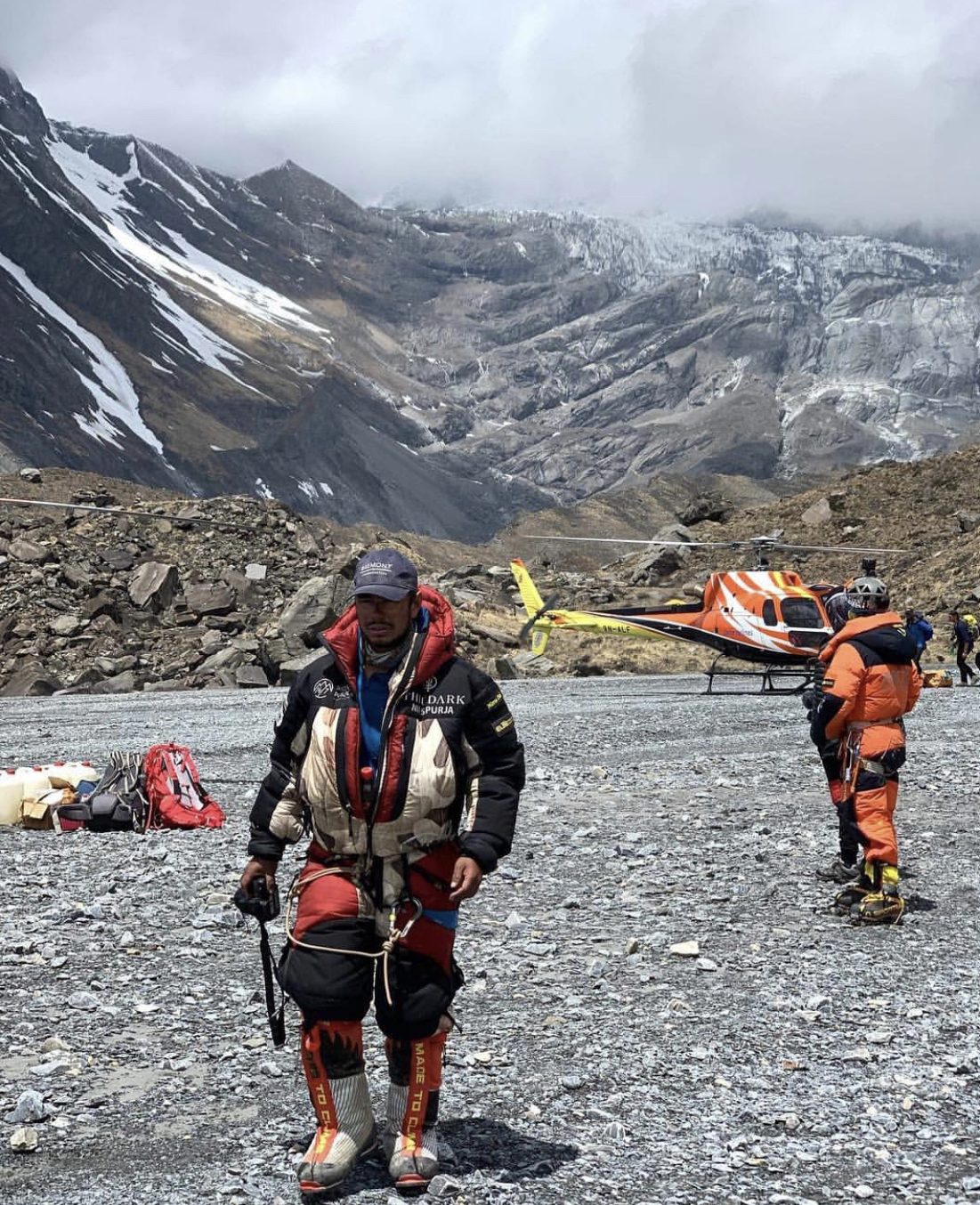 Nims Longline Rescue Photo Credit Alit Gurung