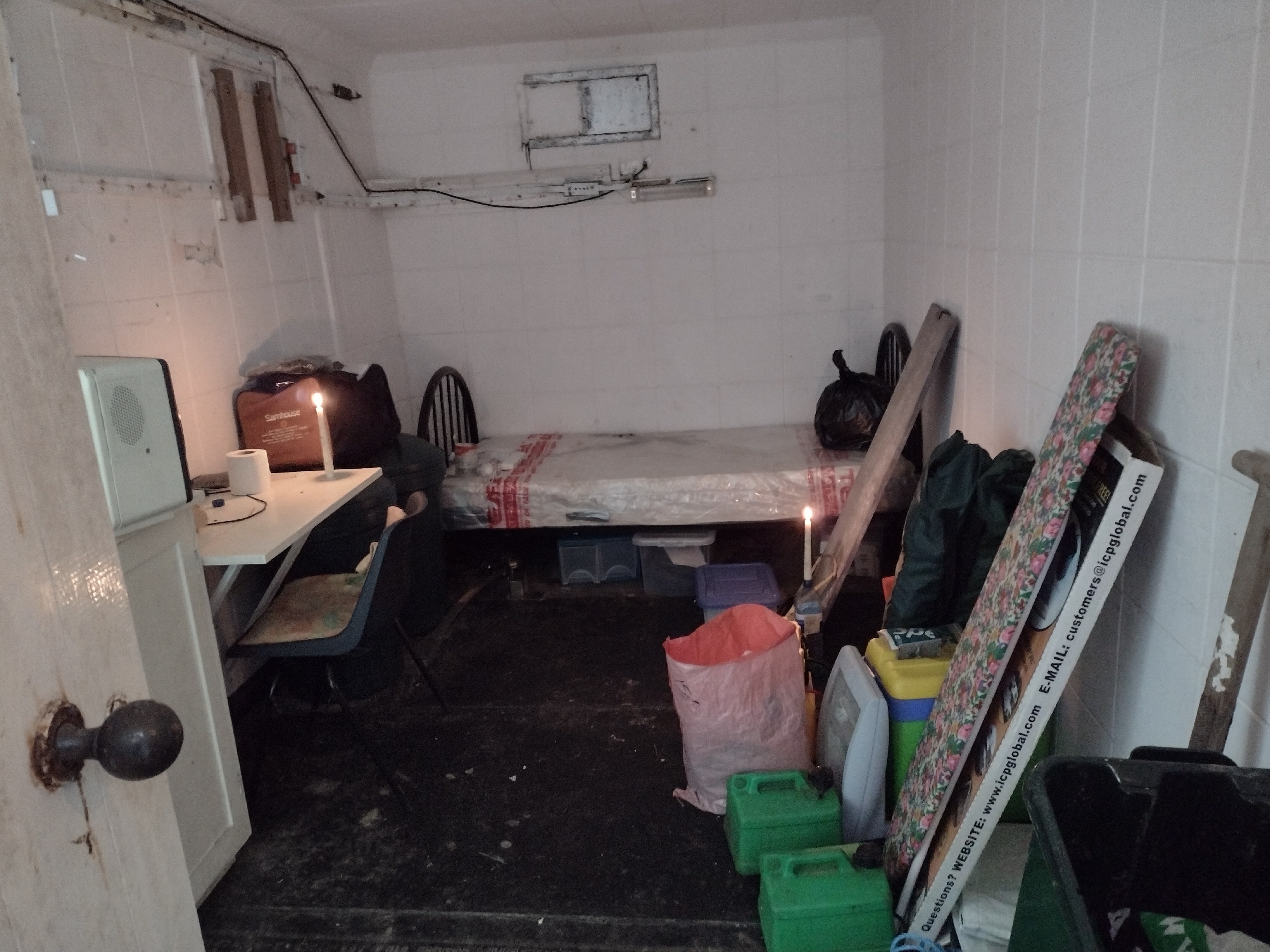 Inside Cold War-era bunker is full of original items, including body bags (Picture: SDL Property Auctions).