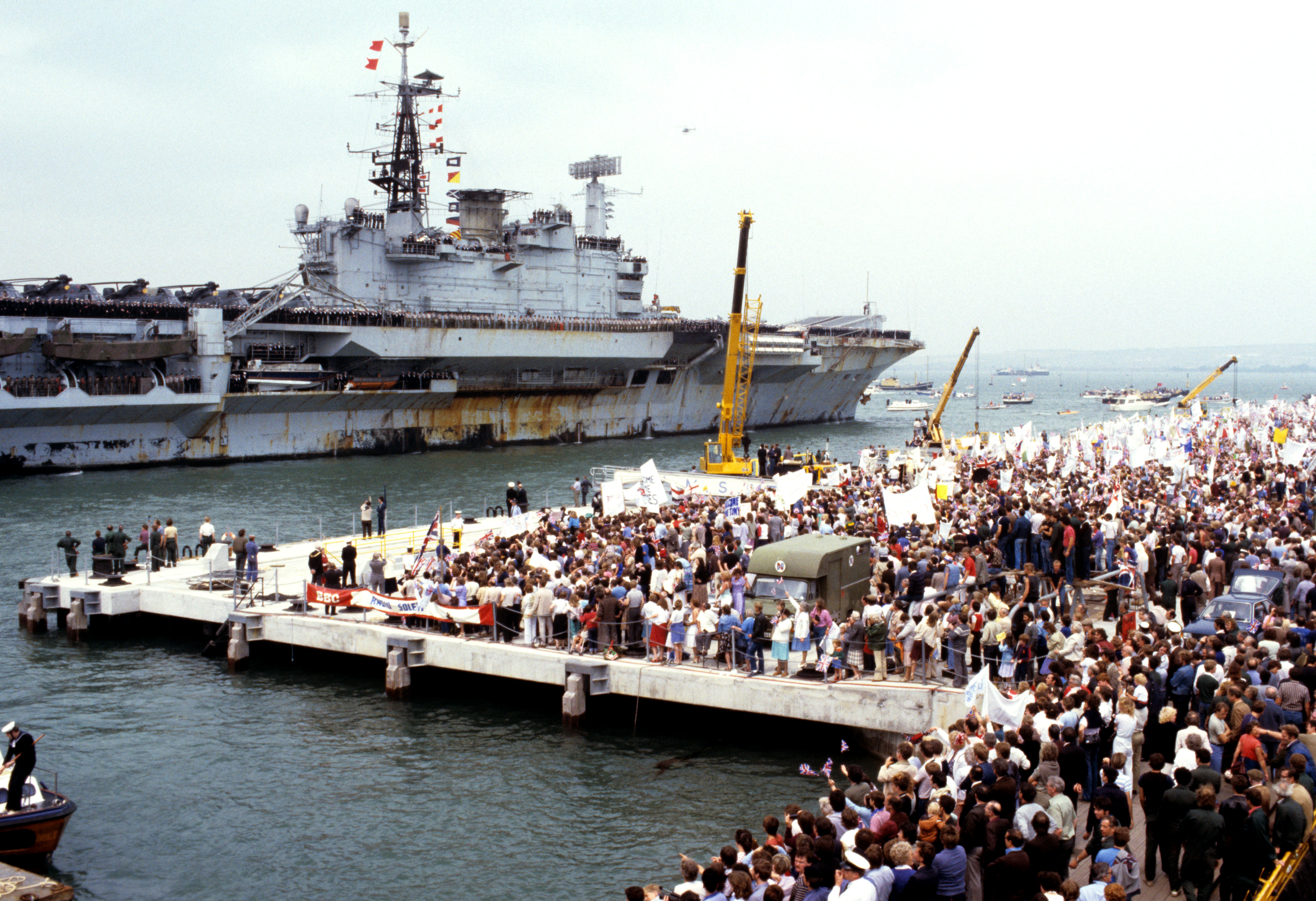 HMS Hermes Returns from Falklands. PA