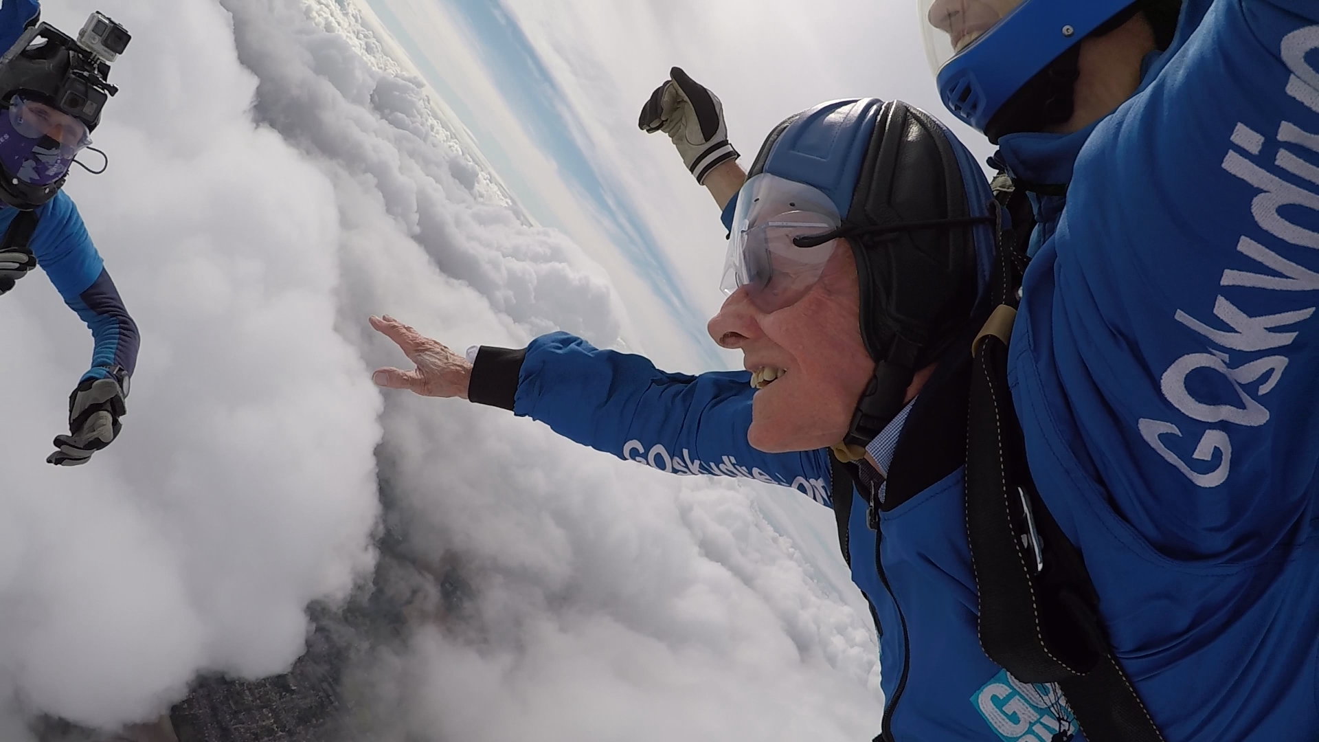 Harry Read skydive