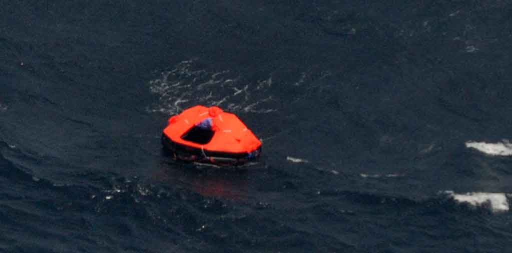 HMS Monmouth Wildcat Indian Ocean Rescue