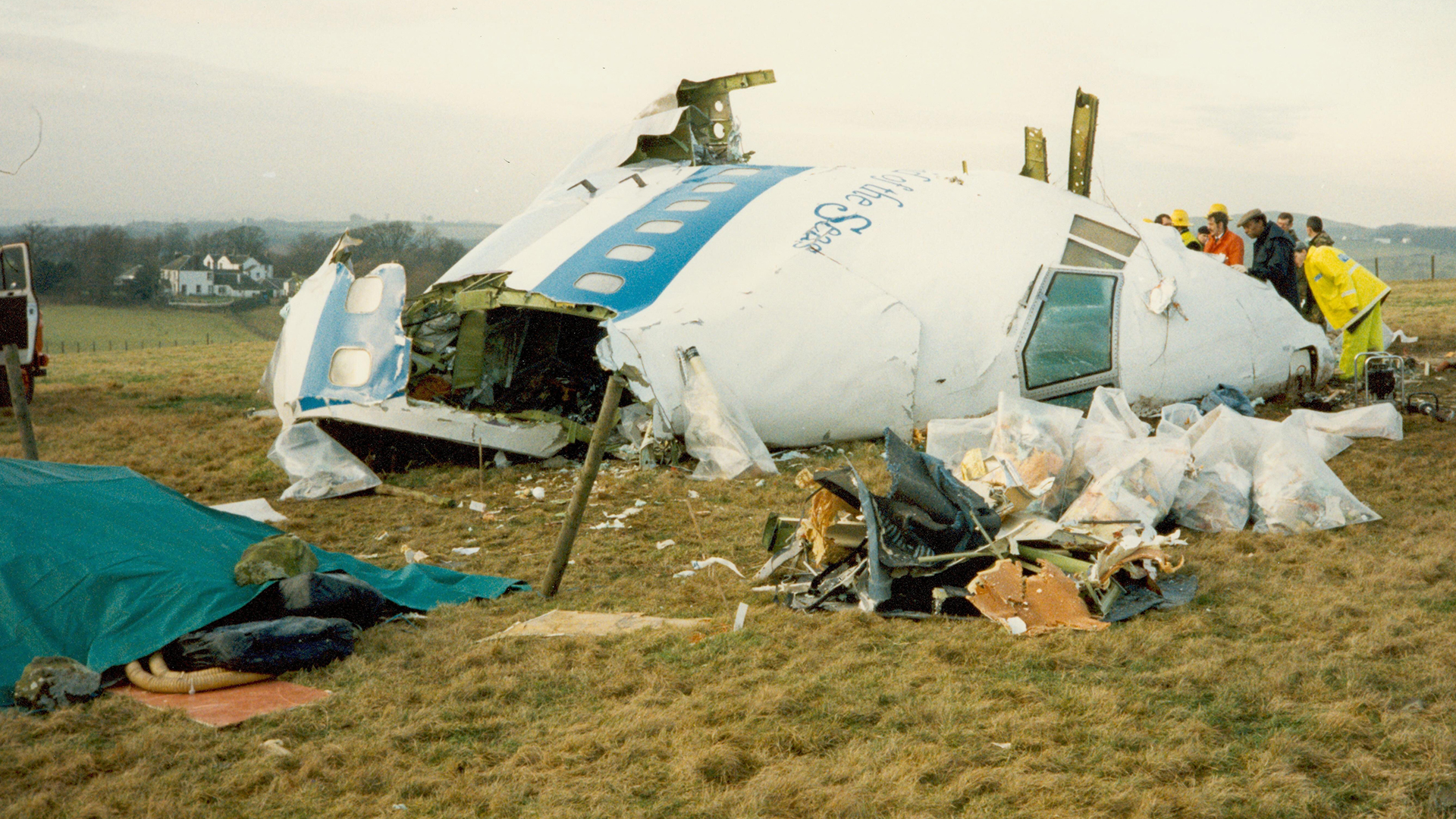 David "Heavy" Whalley was part of the rescue team in the aftermath of the 1988 Lockerbie bombing