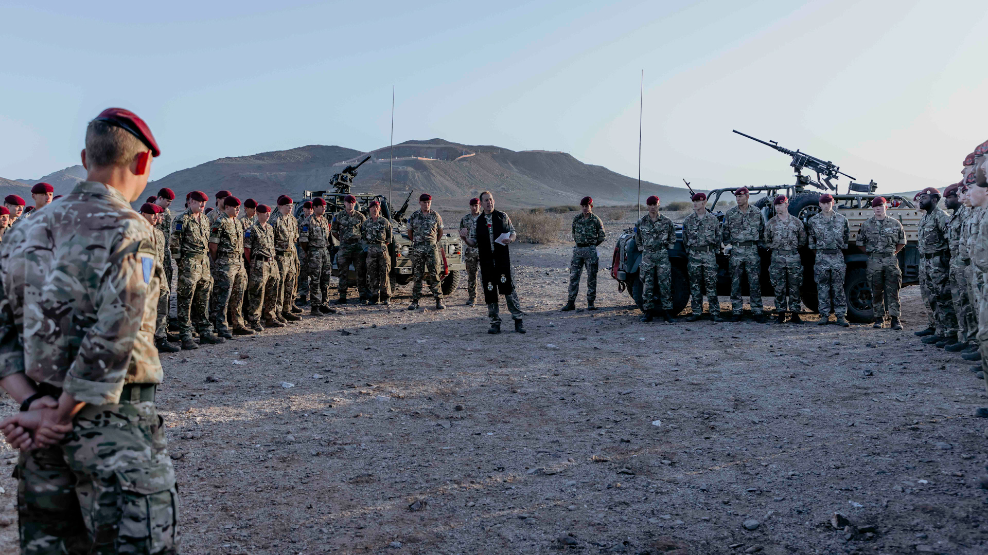 Paratroopers from 2 PARA hold a Remembrance service on Exercise Jebel Sahara in Morocco (Picture: British Army).