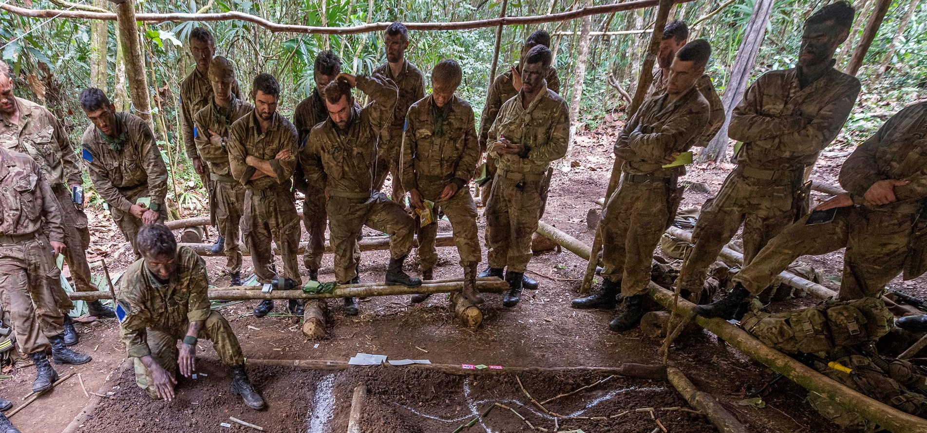 Paratroopers train for jungle warfare in Belize on exercise Credit Army 140419