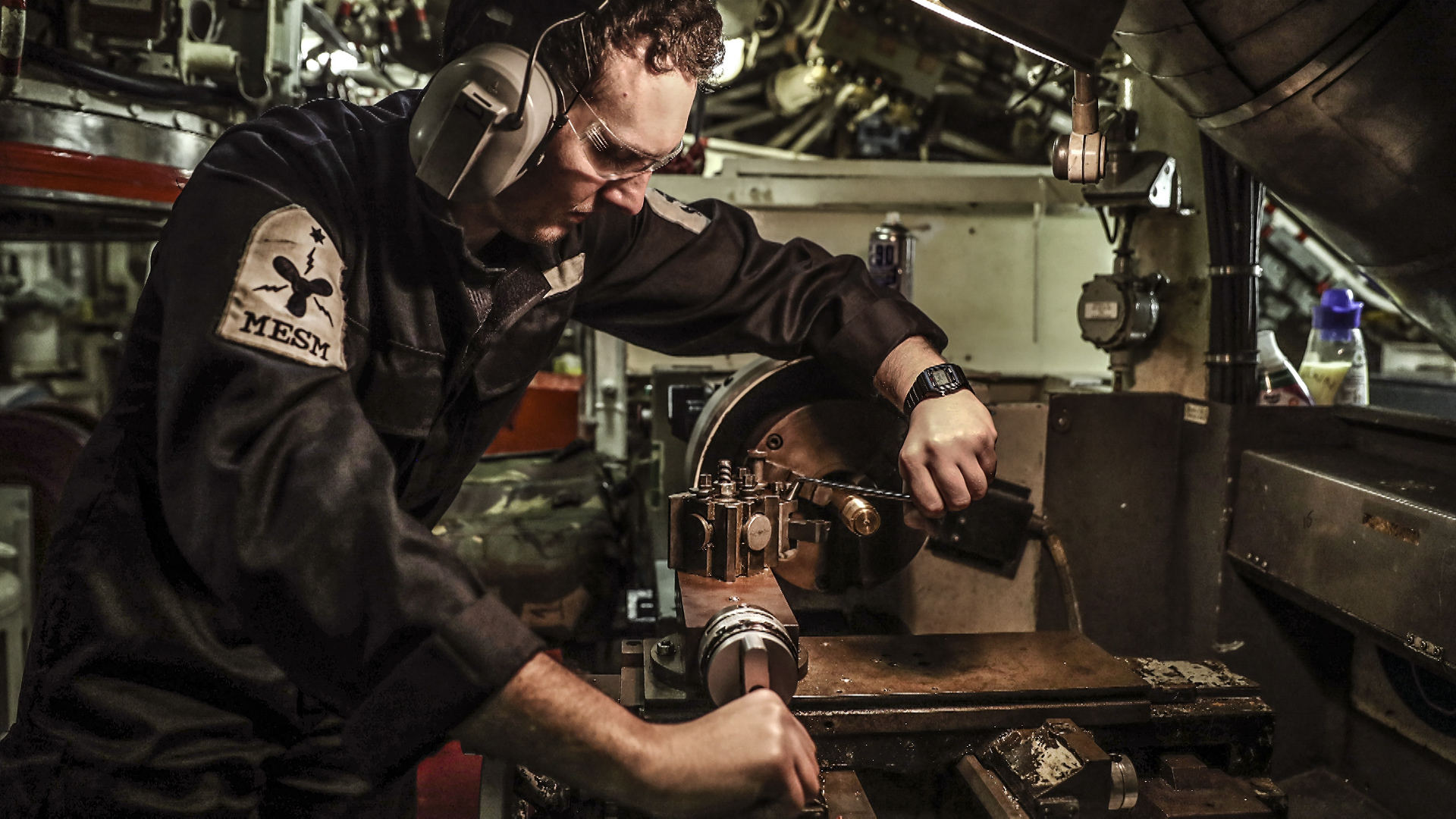Peregrine Trophy 2018 - A member of the Marine Engineering department on HMS Trenchant by PO Arron Hoare CREDIT Royal Navy