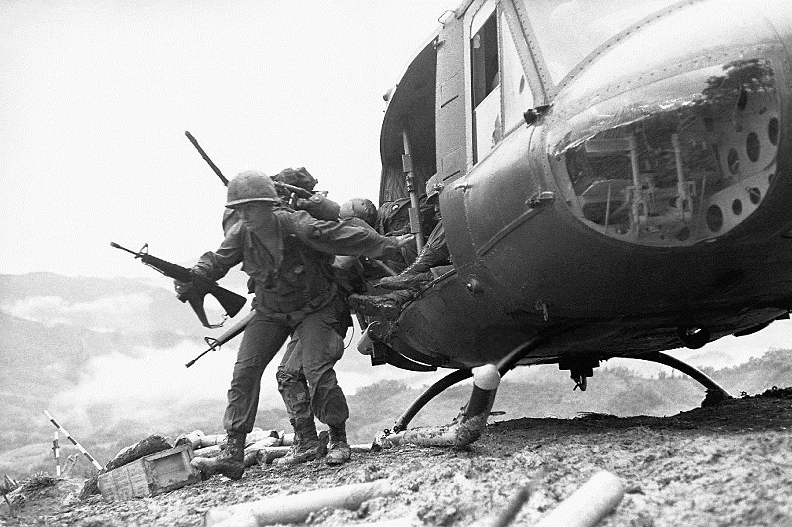 Reinforcements arriving on May 18 (image: Shunsuke Akatsuka/manhhal)