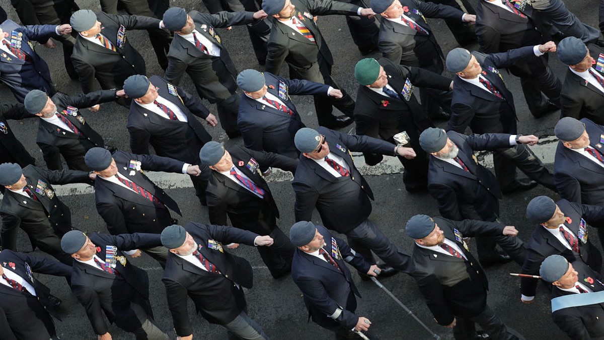 10,000 veterans will march past the Cenotaph
