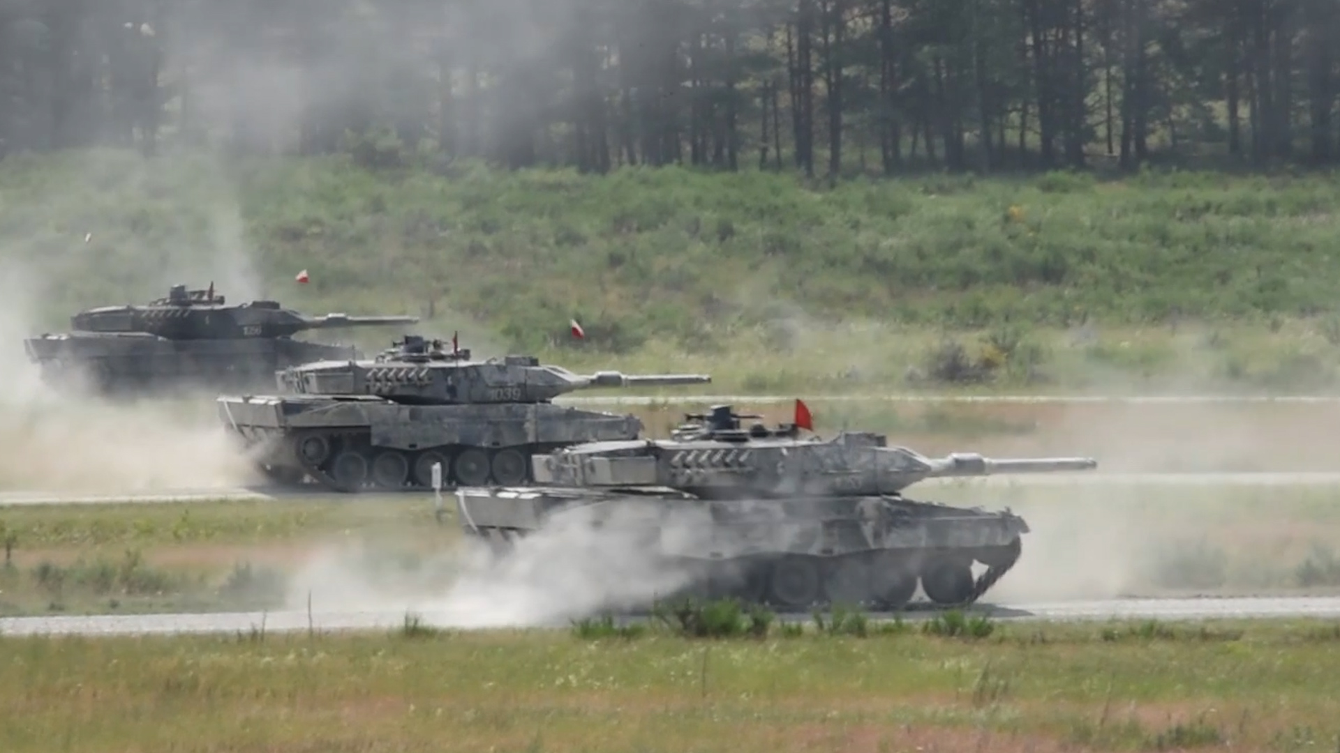 Polish Leopard 2 tanks training at Grafenwoehr Germany 190123 CREDIT NATO.jpg