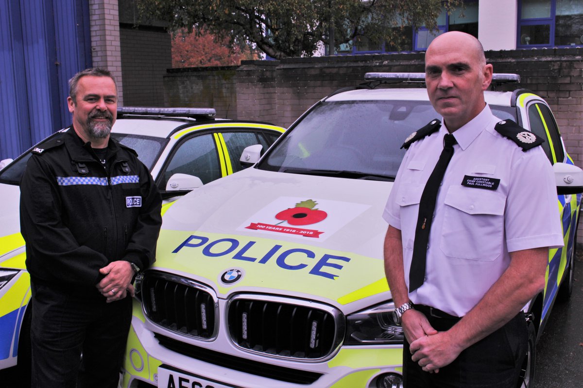 Cambridgeshire Police car poppies