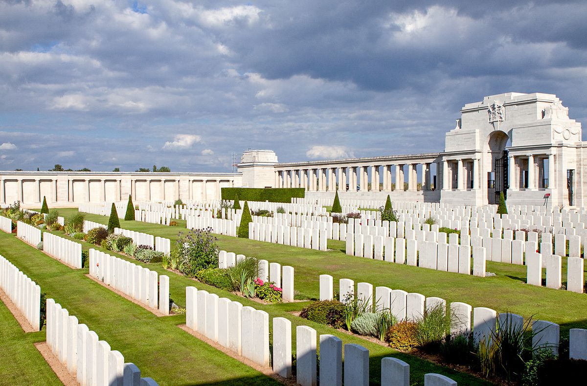 The Pozieres Memorial and cemetery (image: Wernervc)