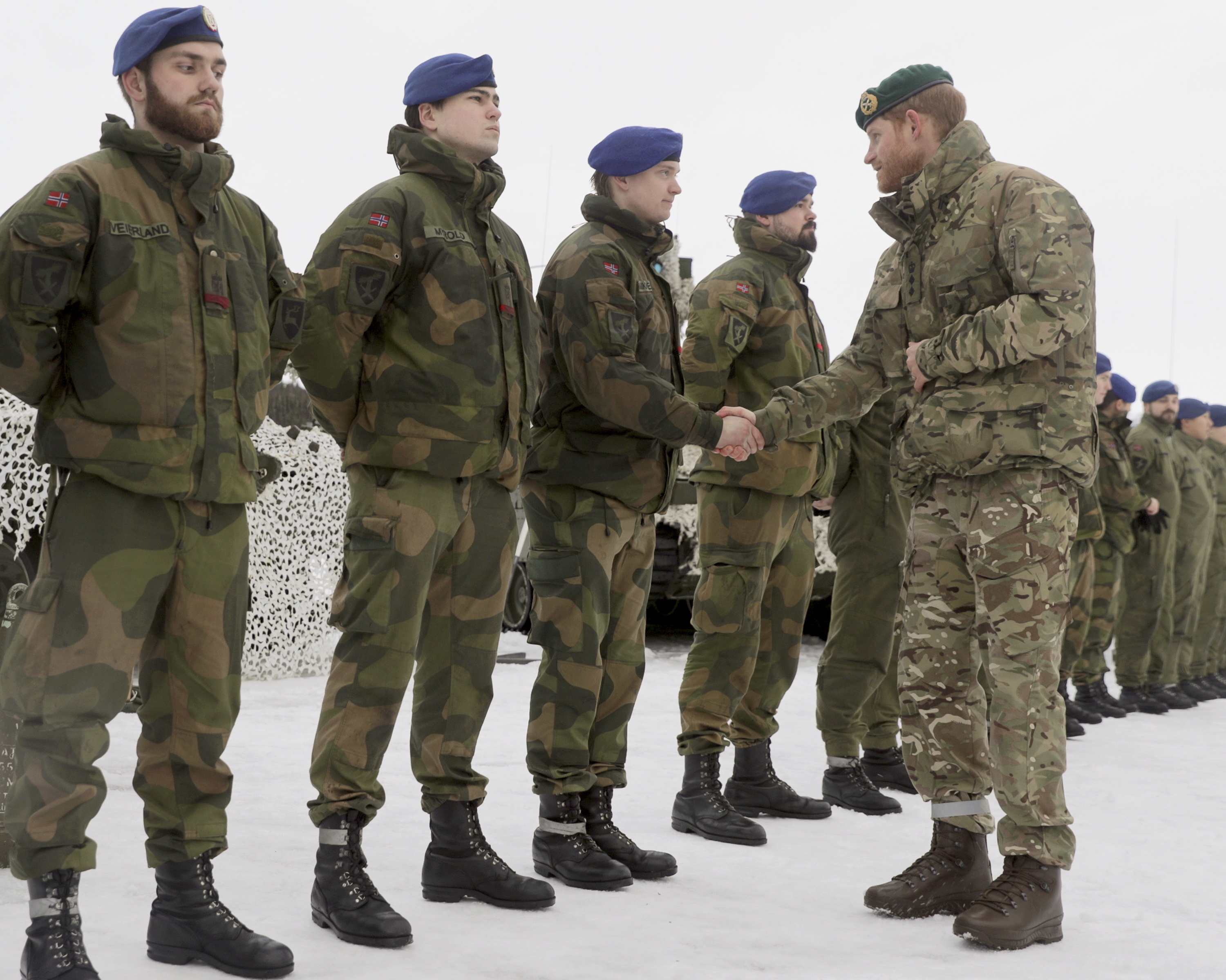 Prince Harry meets marines in Norway 140219_1.jpg