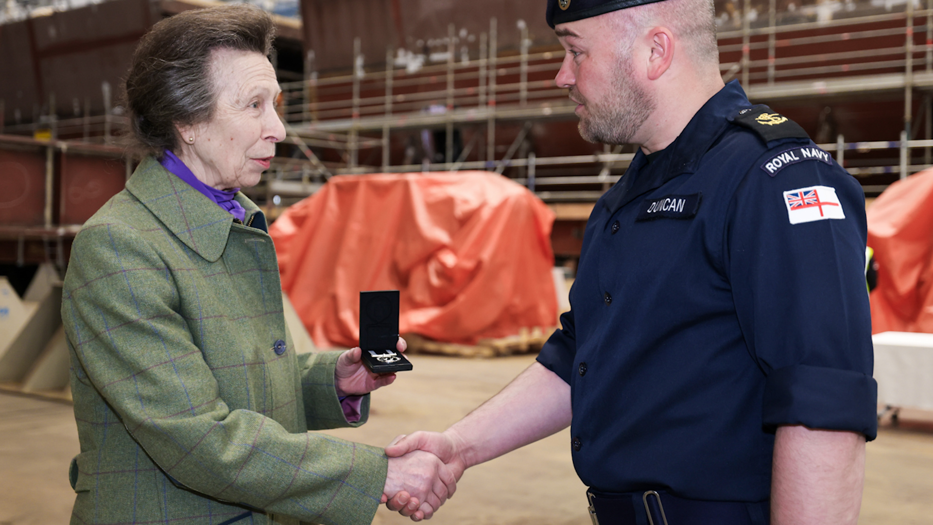 Princess Anne meets LH Adam Duncan as he recieves his Long Service Good Conduct medal