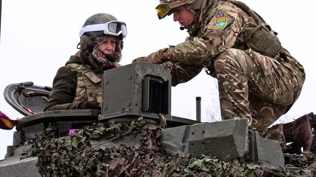 Princess Anne tour inside Challenger 2 main battle tank in Estonia 26012023 CREDIT JEF Nations Twitter