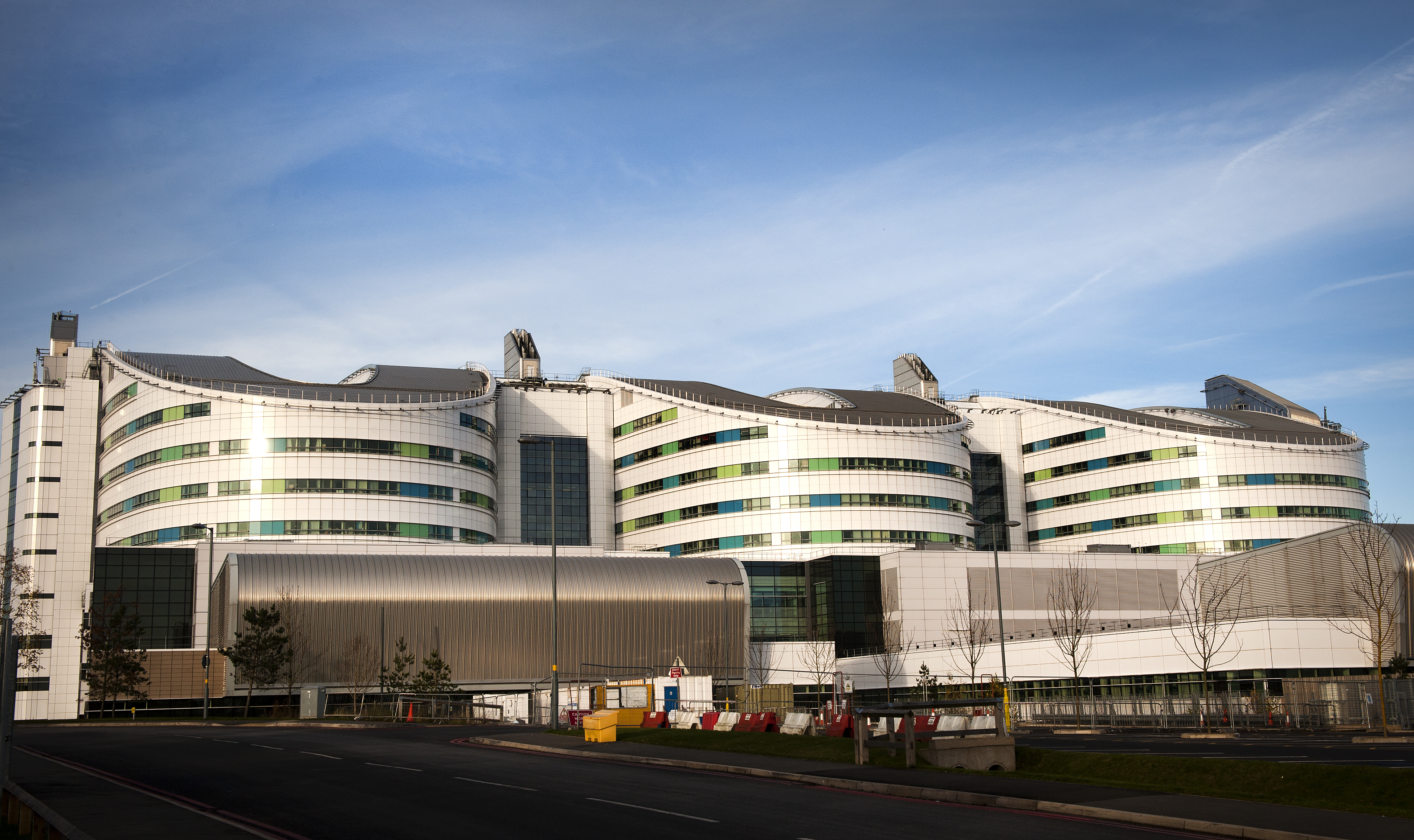 Queen Elizabeth Hospital Birmingham exterior