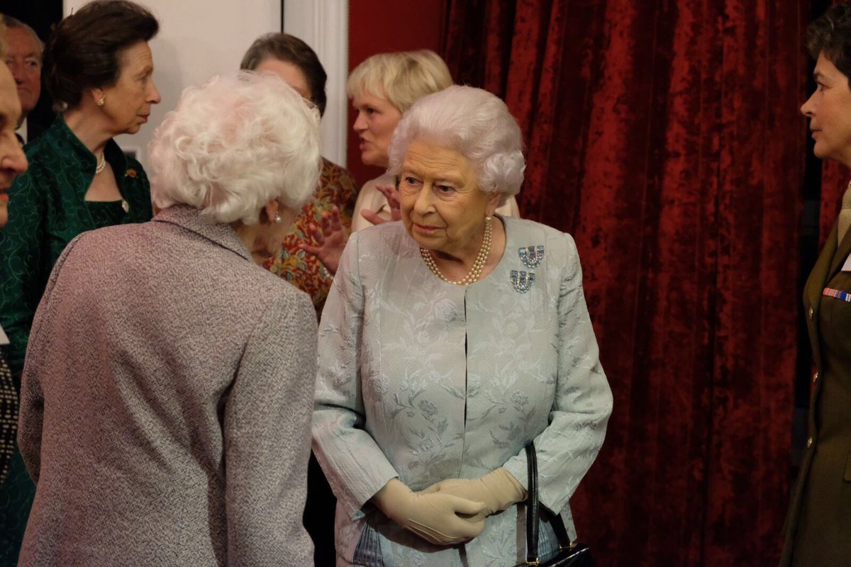 Queen meets Bletchley Park Veteran.jpg