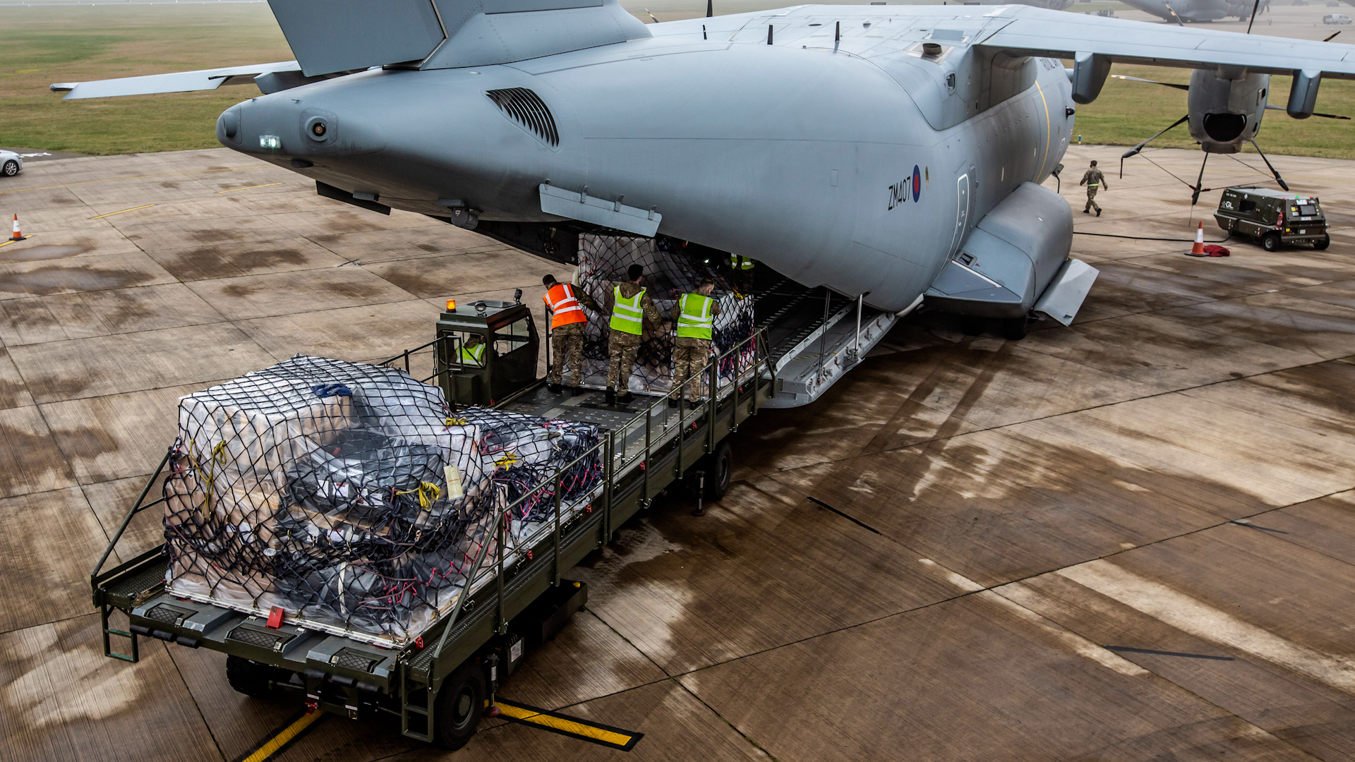 RAF A400 Delivering COVID19 Vaccine Gibraltar Loading 090121 CREDIT MOD