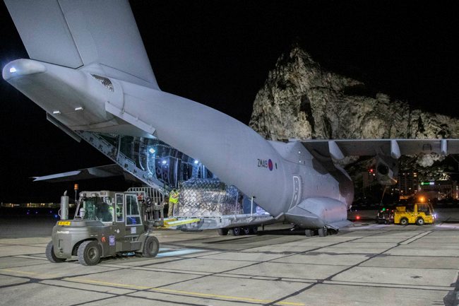 RAF A400M delivers vaccines in Gibraltar