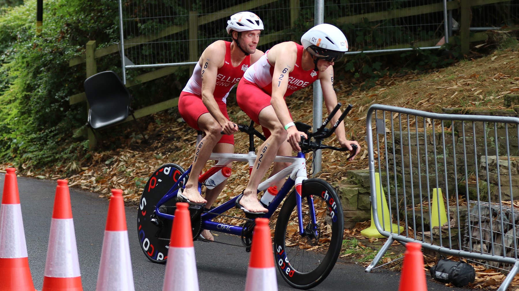 RAF Luke Pollard guiding David Ellis in the Commonwealth Games 2022 para-triathlon 31072022 CREDIT MOD Crown Copyright.jpg