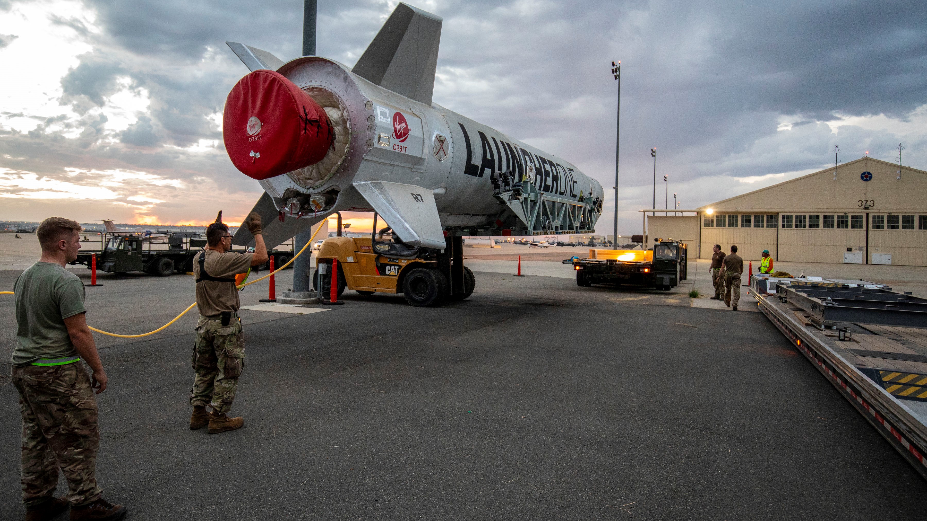 RAF Personnel from 99 Sqn, C-17 Globemaster assisted with LauncherOne from Virgin Orbit (Picture: MOD Crown).