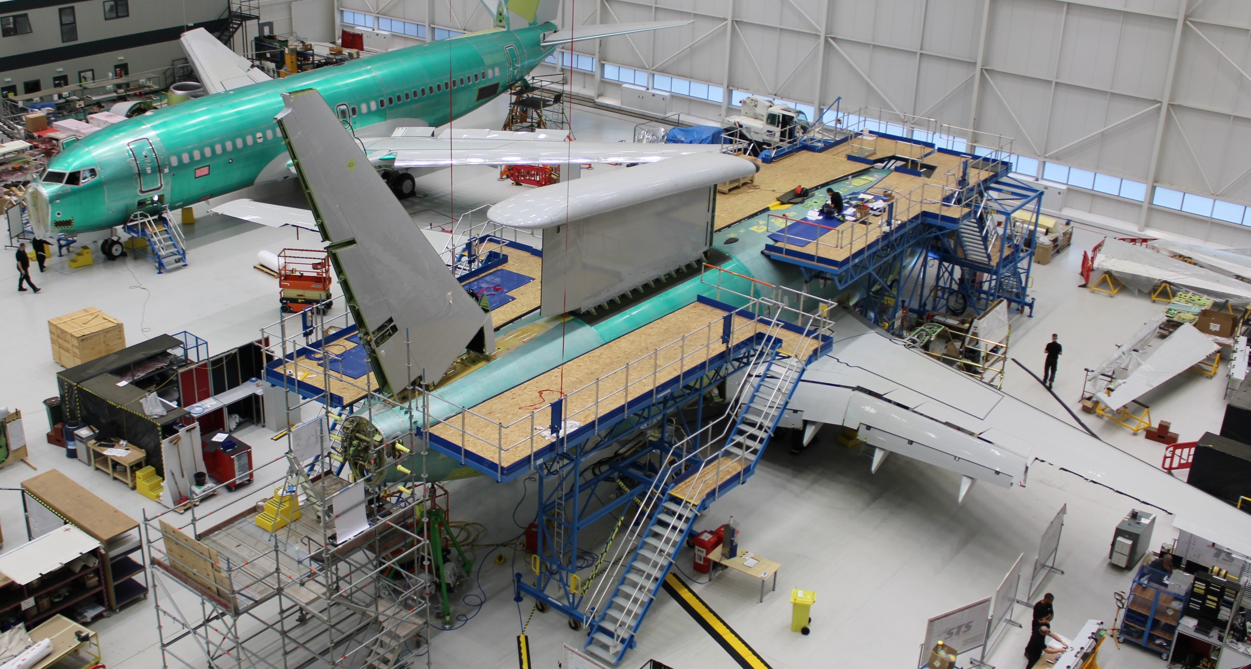 RAF Wedgetail being fitted with a new 360 degree sensor 041122 CREDIT RAF.jpg