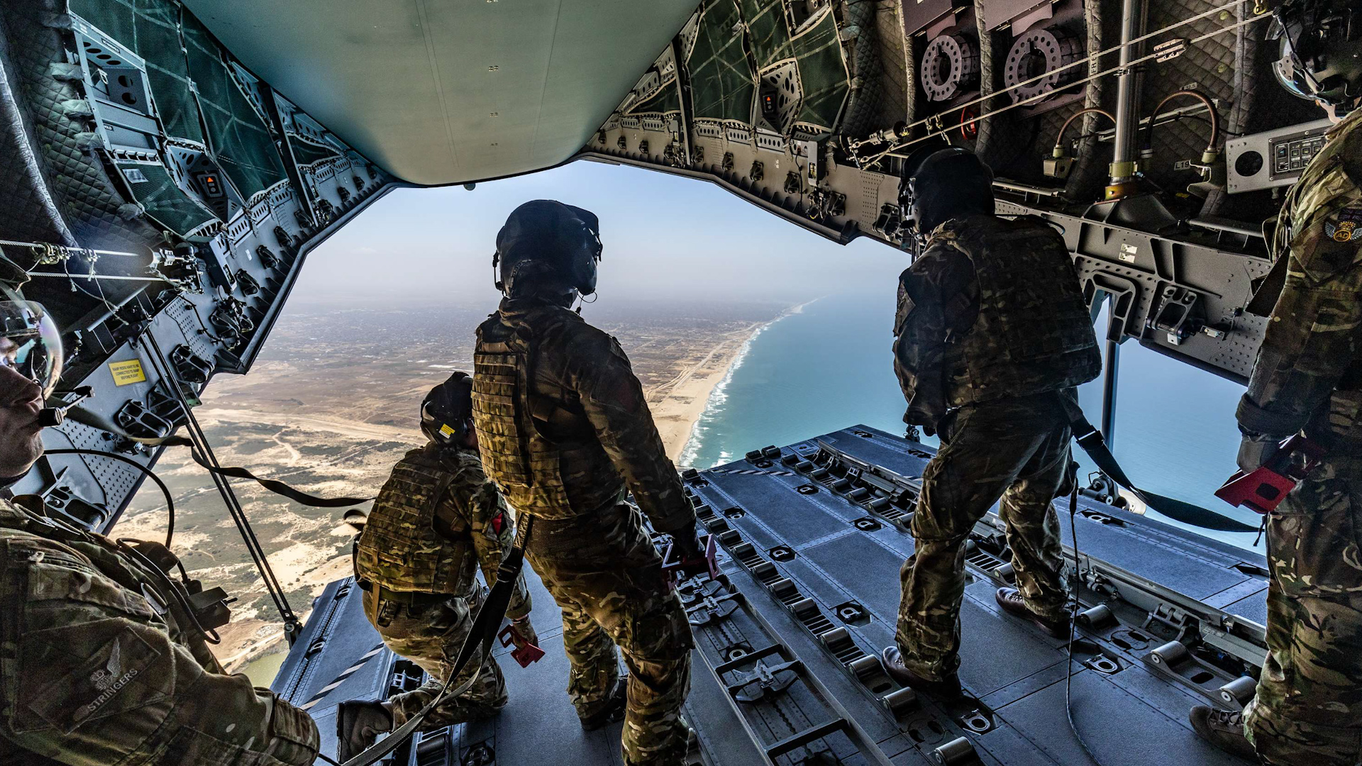 RAF delivers 11-tonnes of aid to Gaza in seventh airdrop 230424 CREDIT MOD