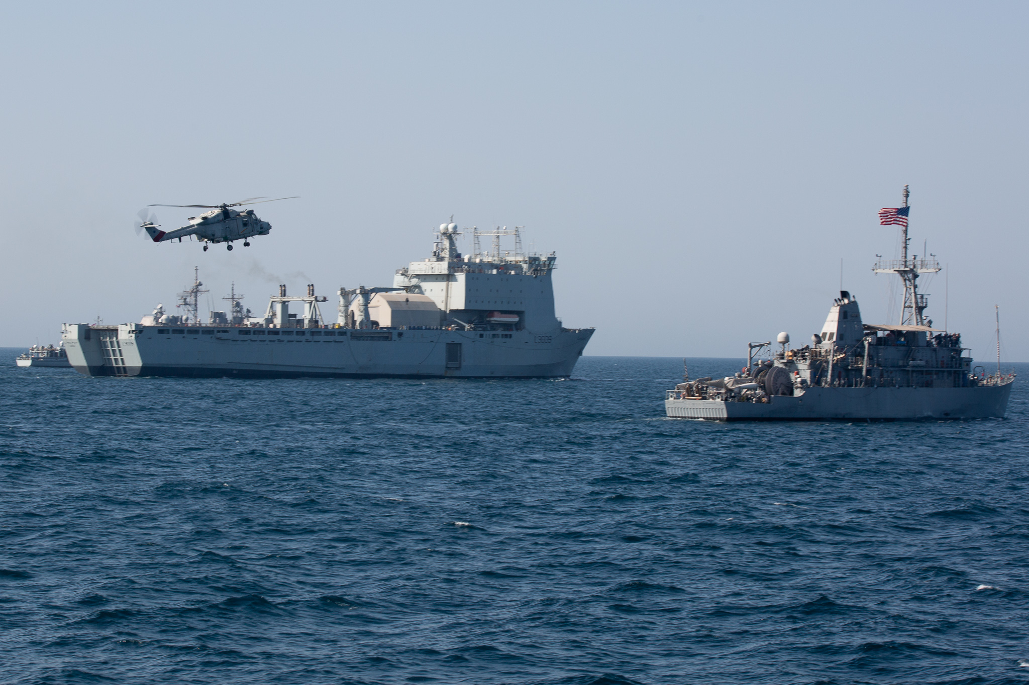 	RFA Cardigan Bay working with the Americans and Omanis during Khunjar Haad