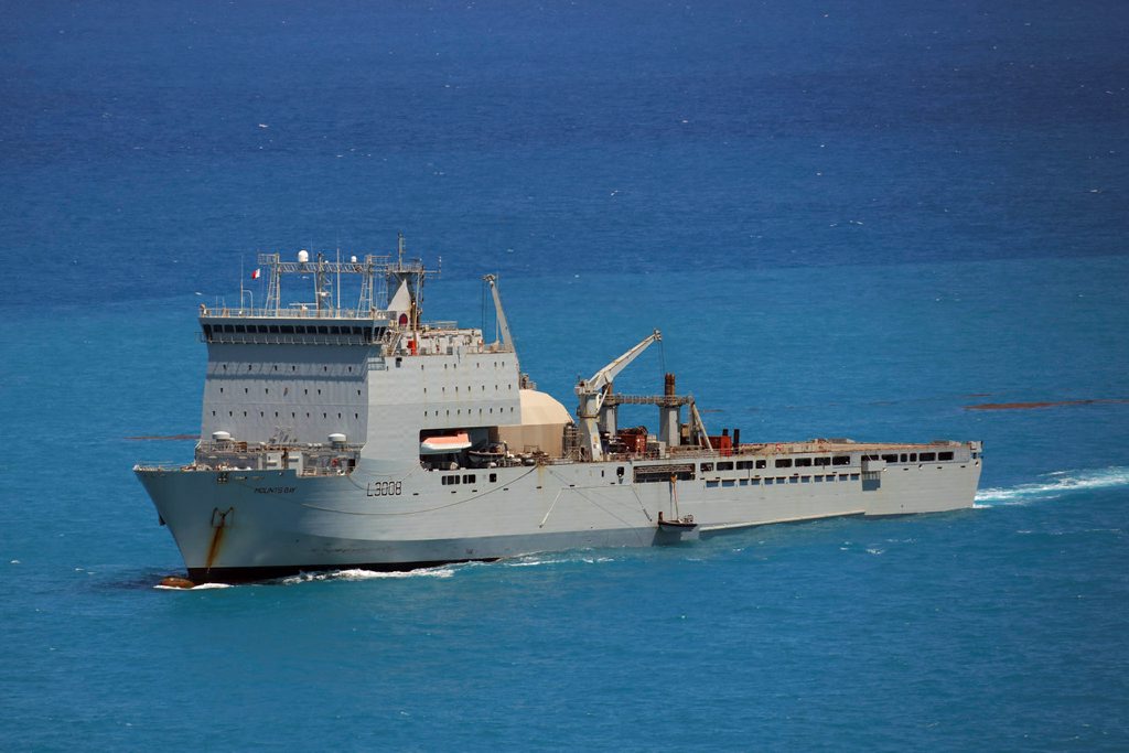 HMS Medway is taking over from RFA Mounts Bay (Picture: MOD).