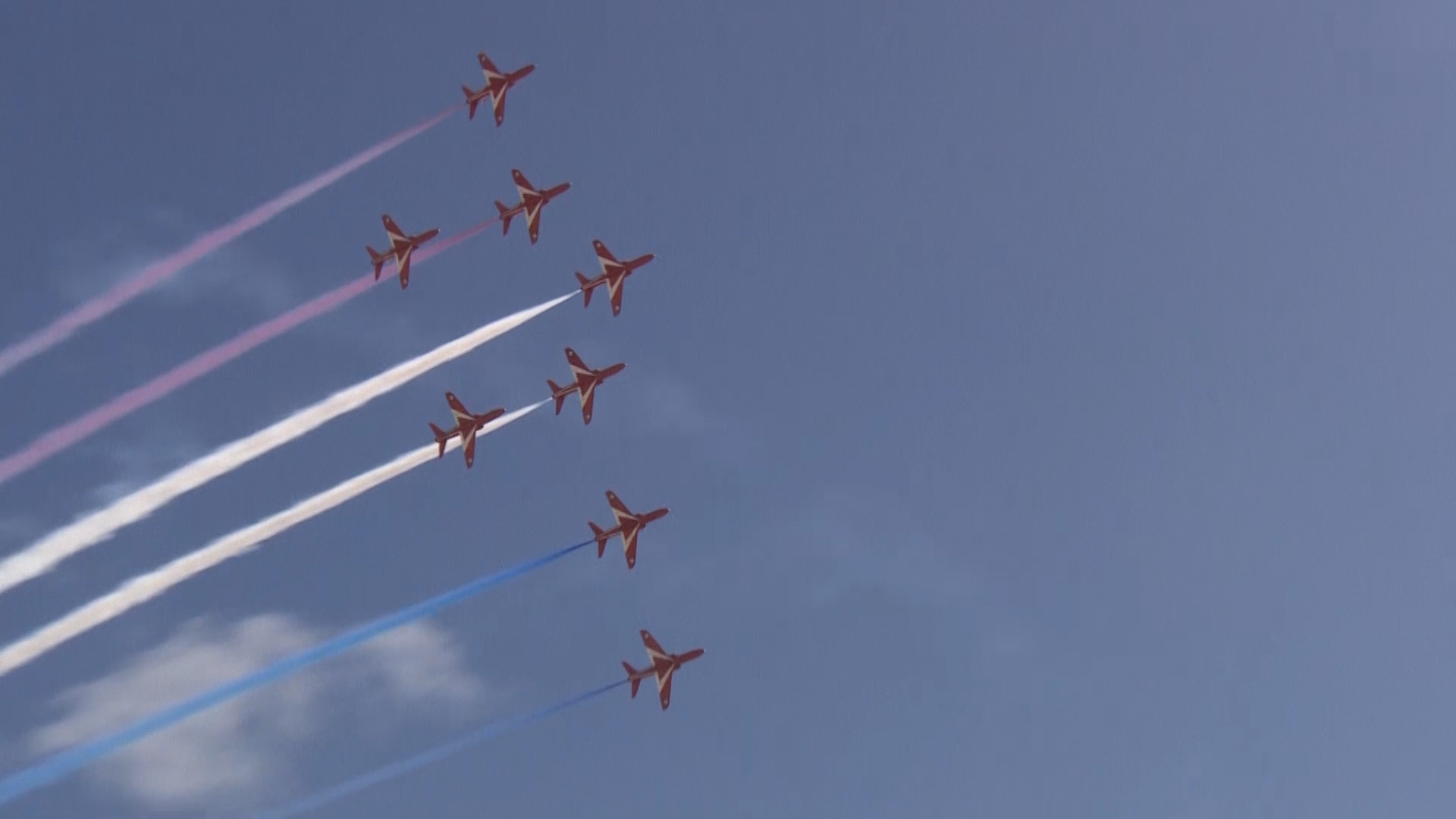 Red Arrows display clear sky san diego 300919 CREDIT BFBS_0.jpg