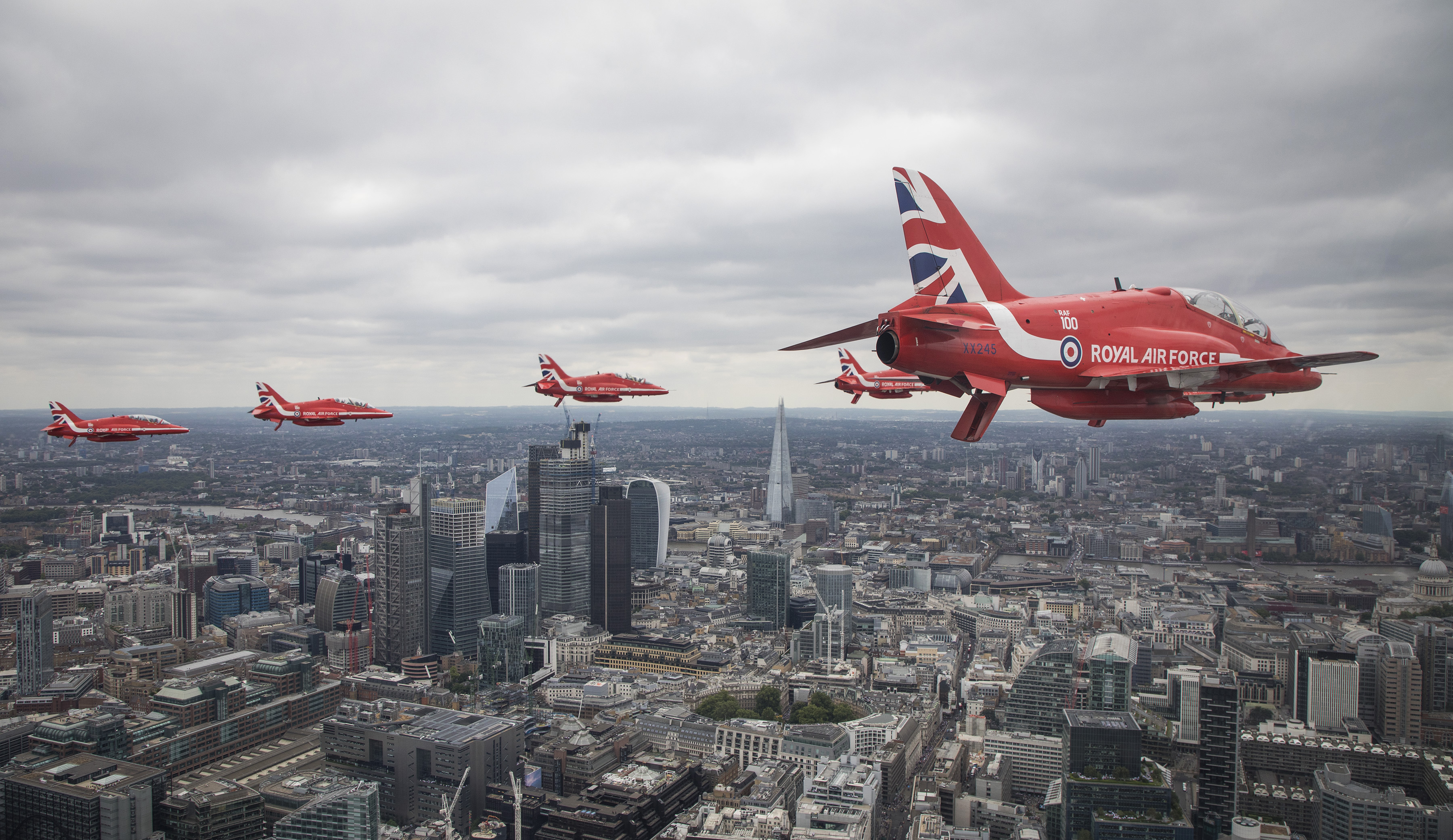 Red Arrows during RAF 100 flypast 100718 