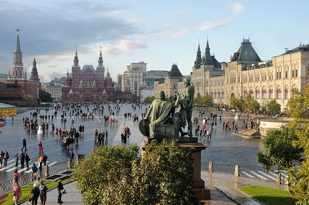 Red Square by Christophe Meneboeuf