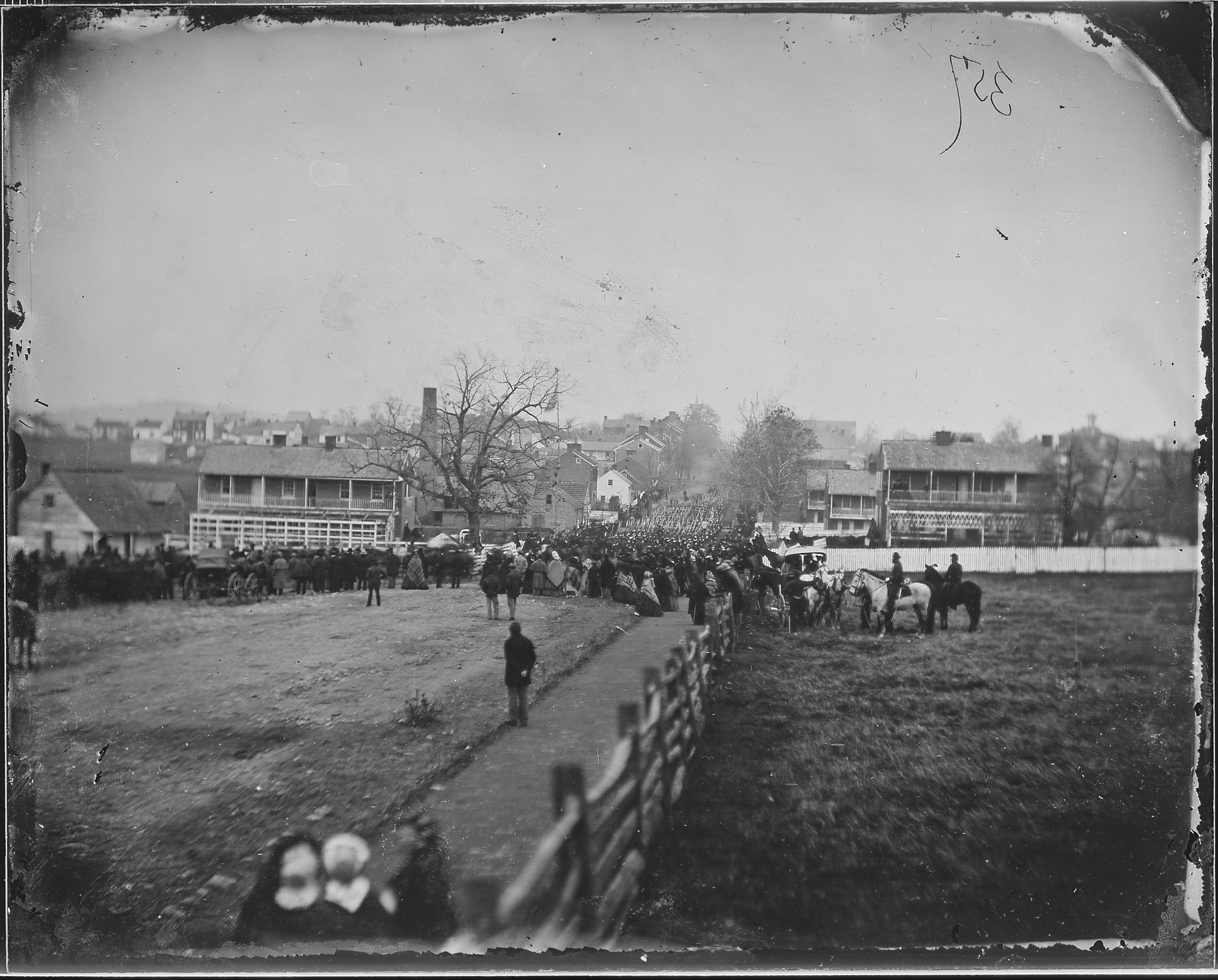 Soldiers marching into Gettysburg, a scene perhaps similar to that which greeted citizens of the town on July 1, 1863