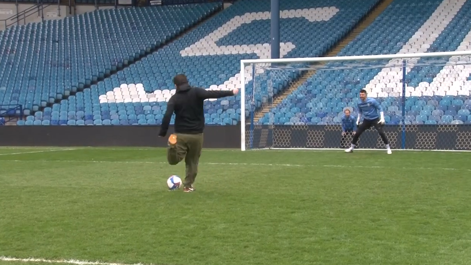Richard Parker Shooting Sheffield Wednesday Credit SWFC Date UKNOWN.jpg 
